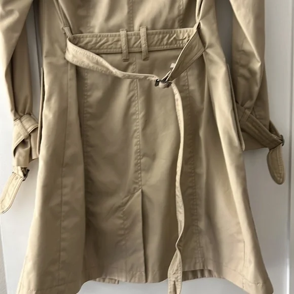 Jacket - Picture 7 of 9